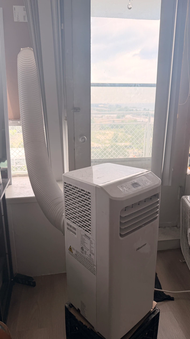 Hisense Portable Air Conditioner - photo 3