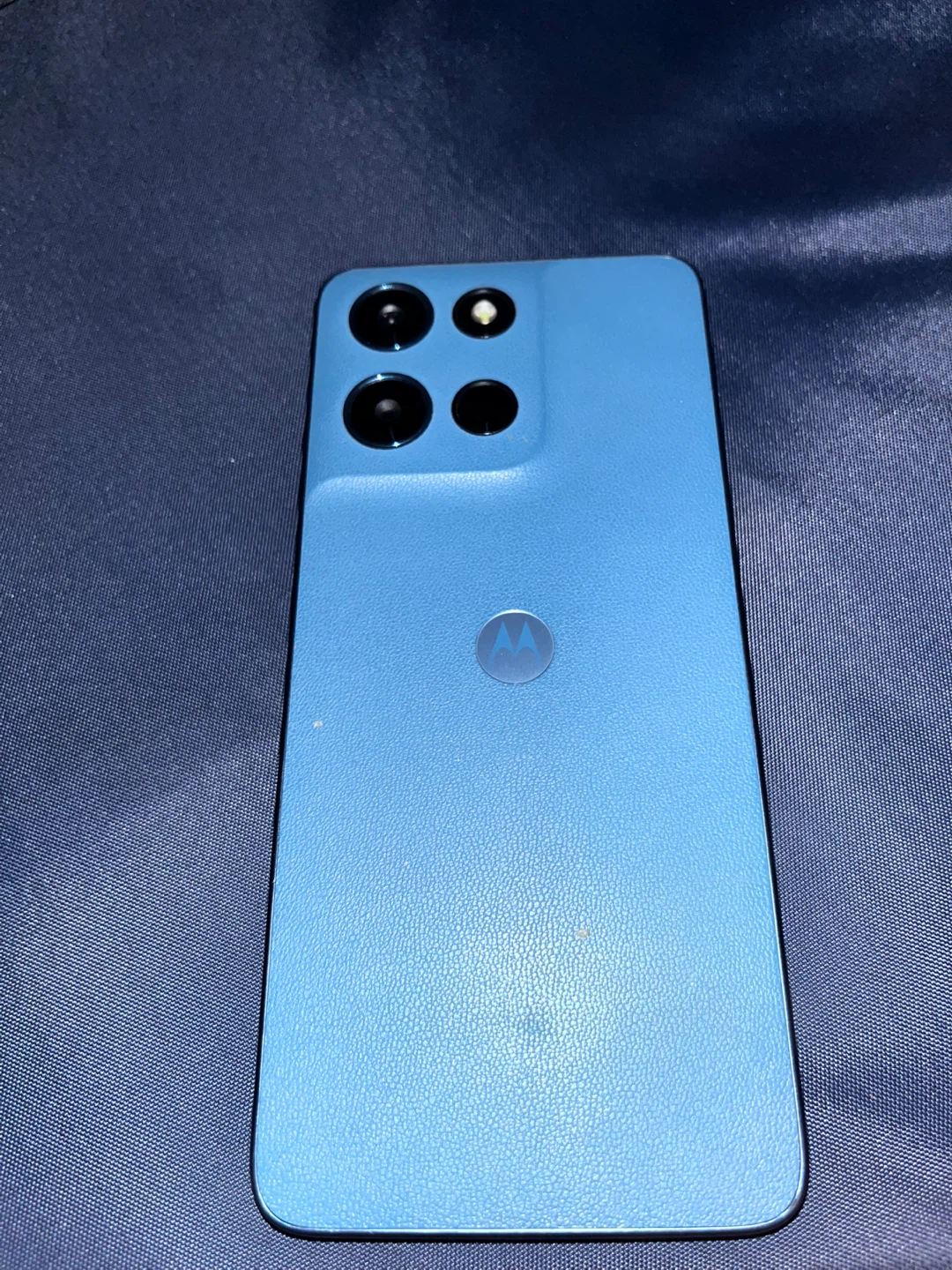 Motorola Cell Phone - photo 3