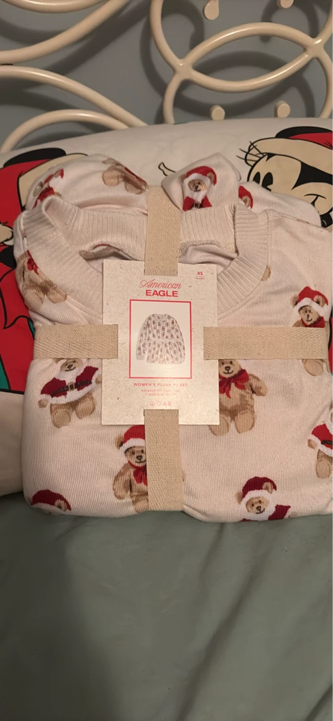 American eagle teddy bear pjs set size Xs tags on