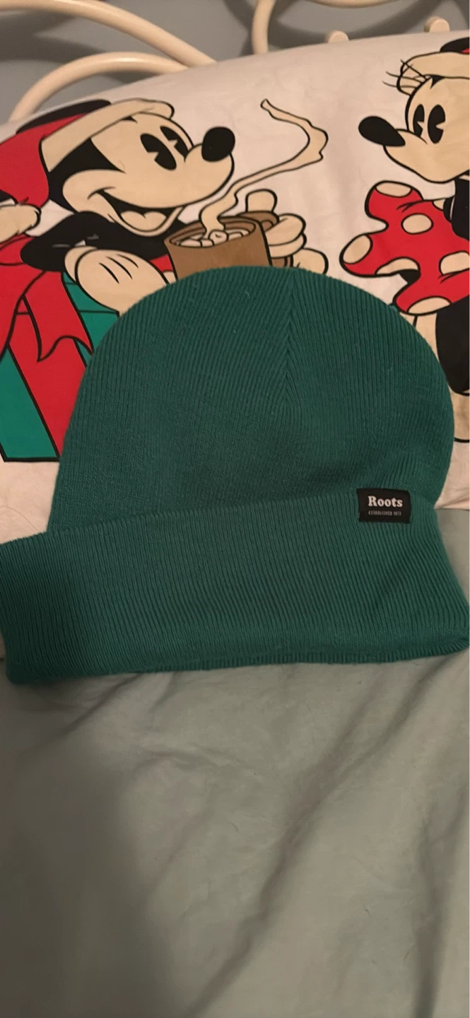 Roots beanie