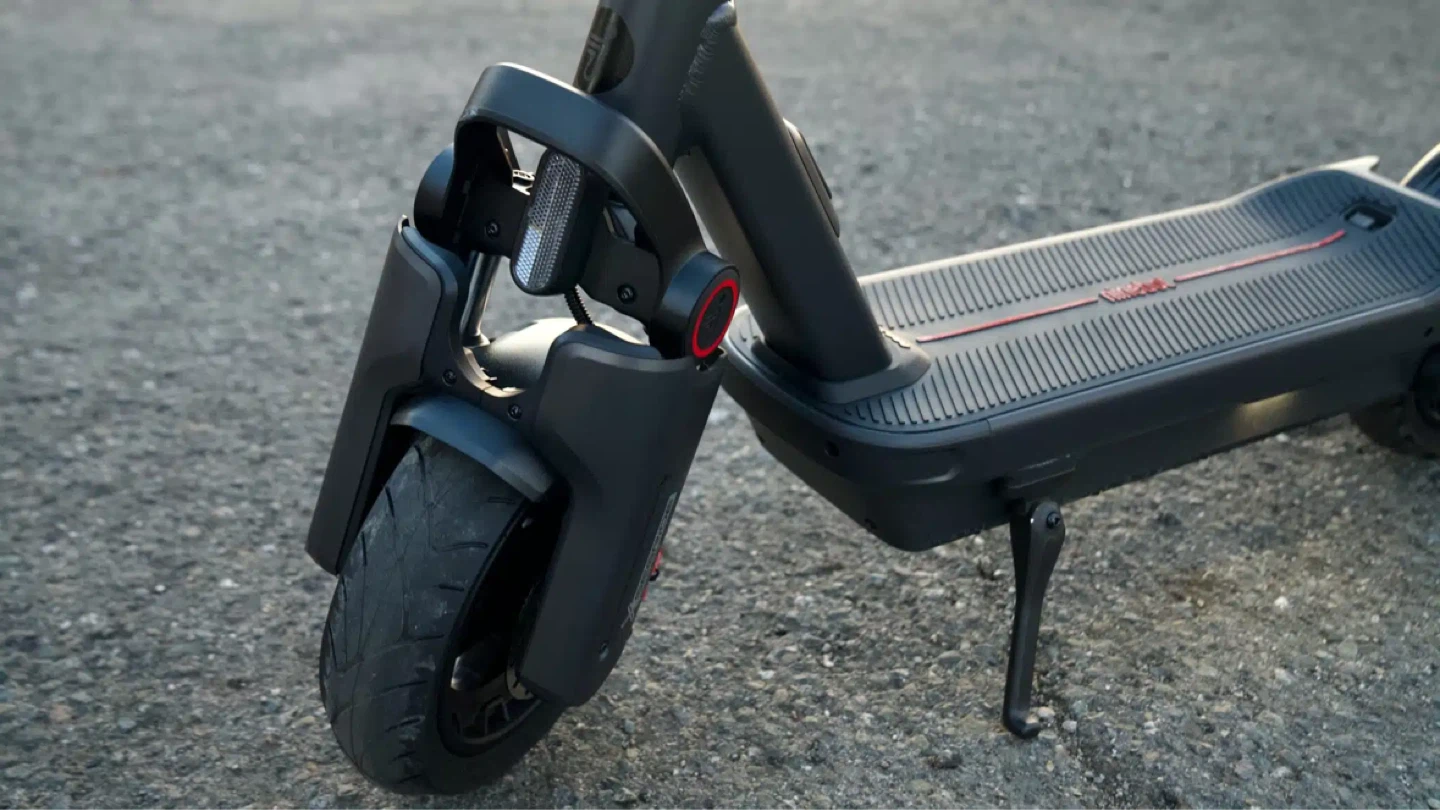 Segway Ninebot MAX G30 Electric Scooter - photo 3
