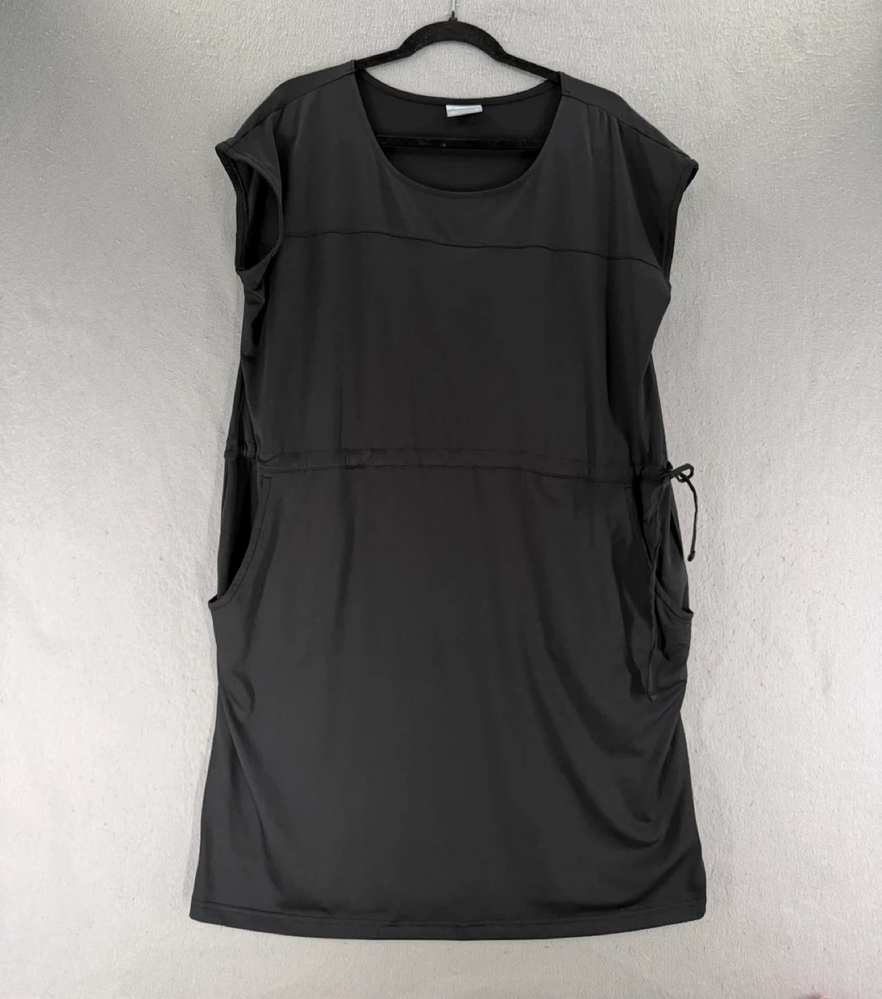 Columbia Sportswear Company Black Dress