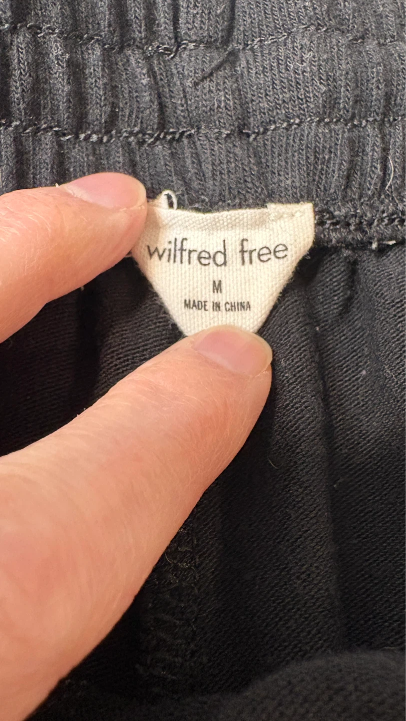 Wilfred Free Black Shorts - photo 2