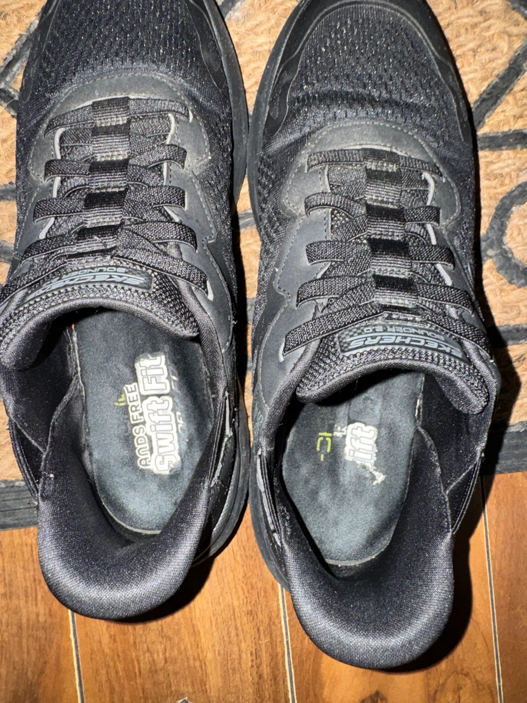 Men's Skechers sneakers, size 9.5 - photo 4