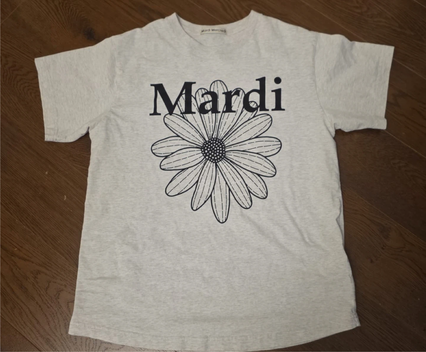 Mardi Mercredi Grey Flower Graphic T-Shirt