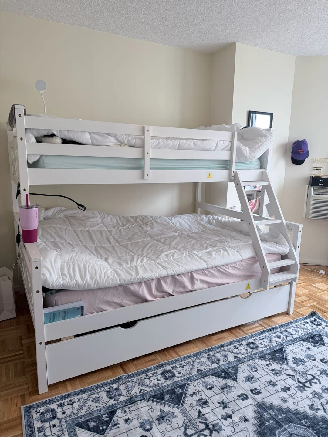 White Triple Bunk Bed with Trundle - photo 2