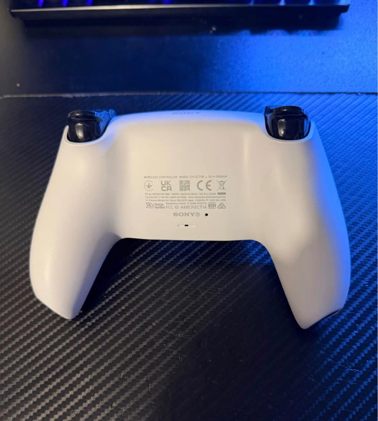 Sony PlayStation 5 DualSense Wireless Controller - photo 2
