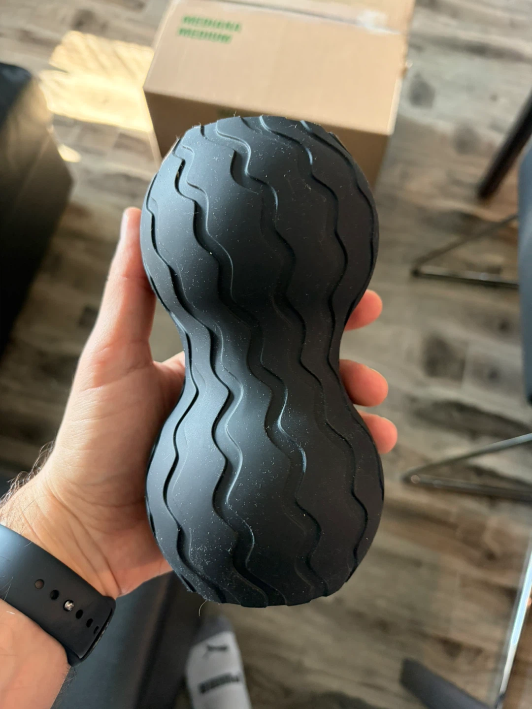 Theragun Wave Duo Vibrating Roller