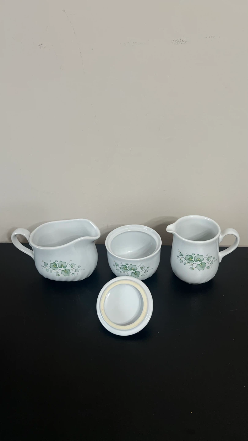 CorningWare Sugar Bowl and Creamer Set - photo 3