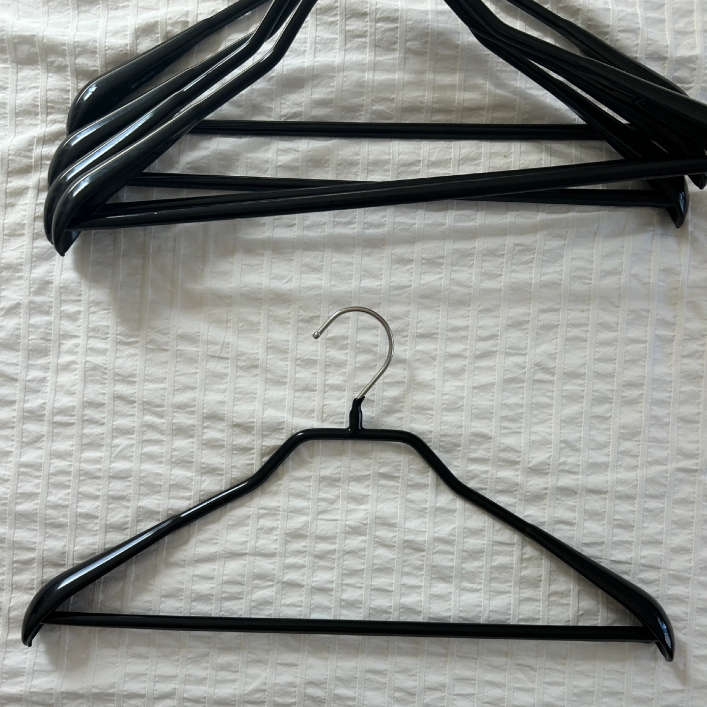 Nonslip coat hangers set of 5