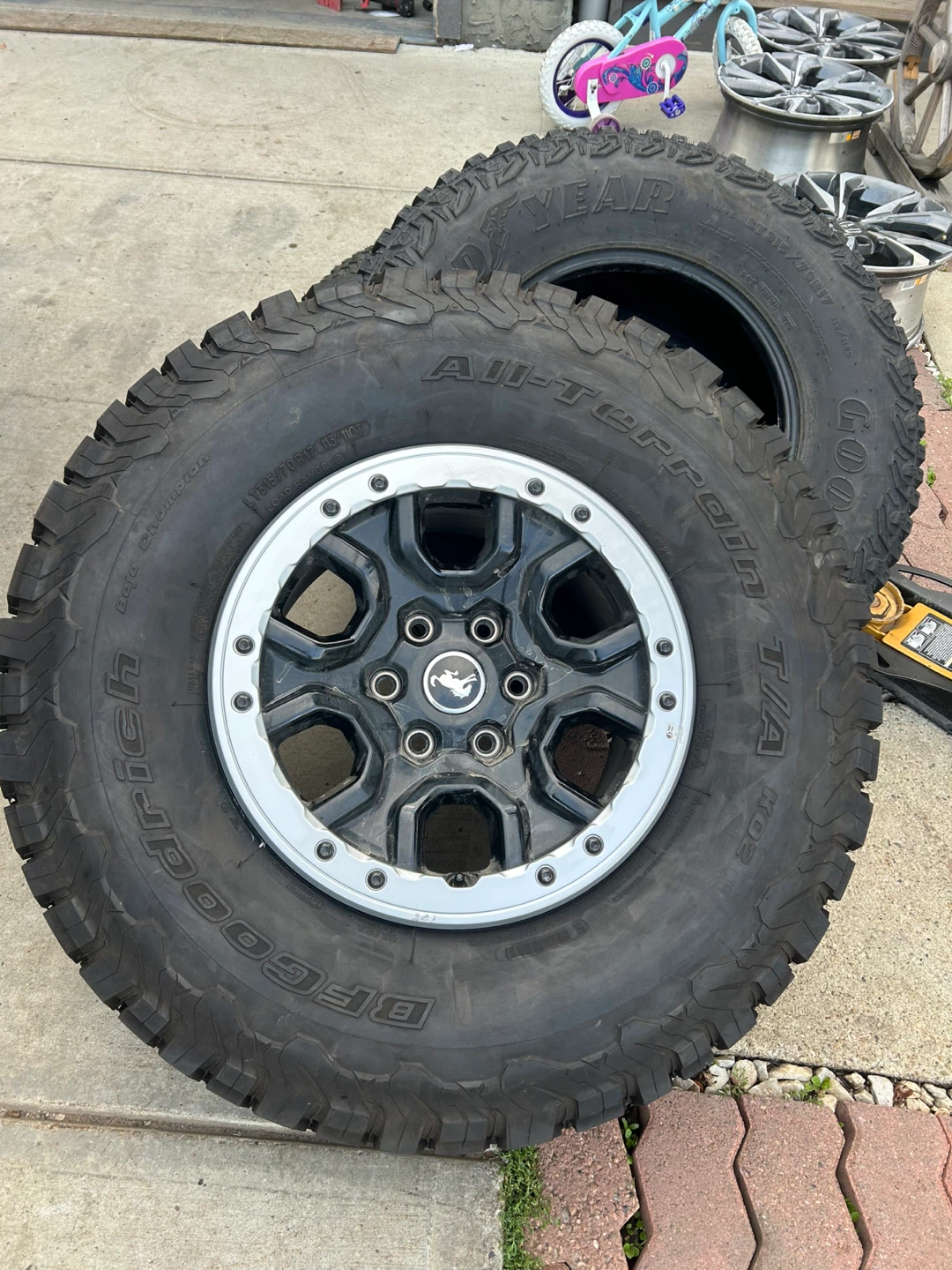 Tire change and balance southside - photo 3