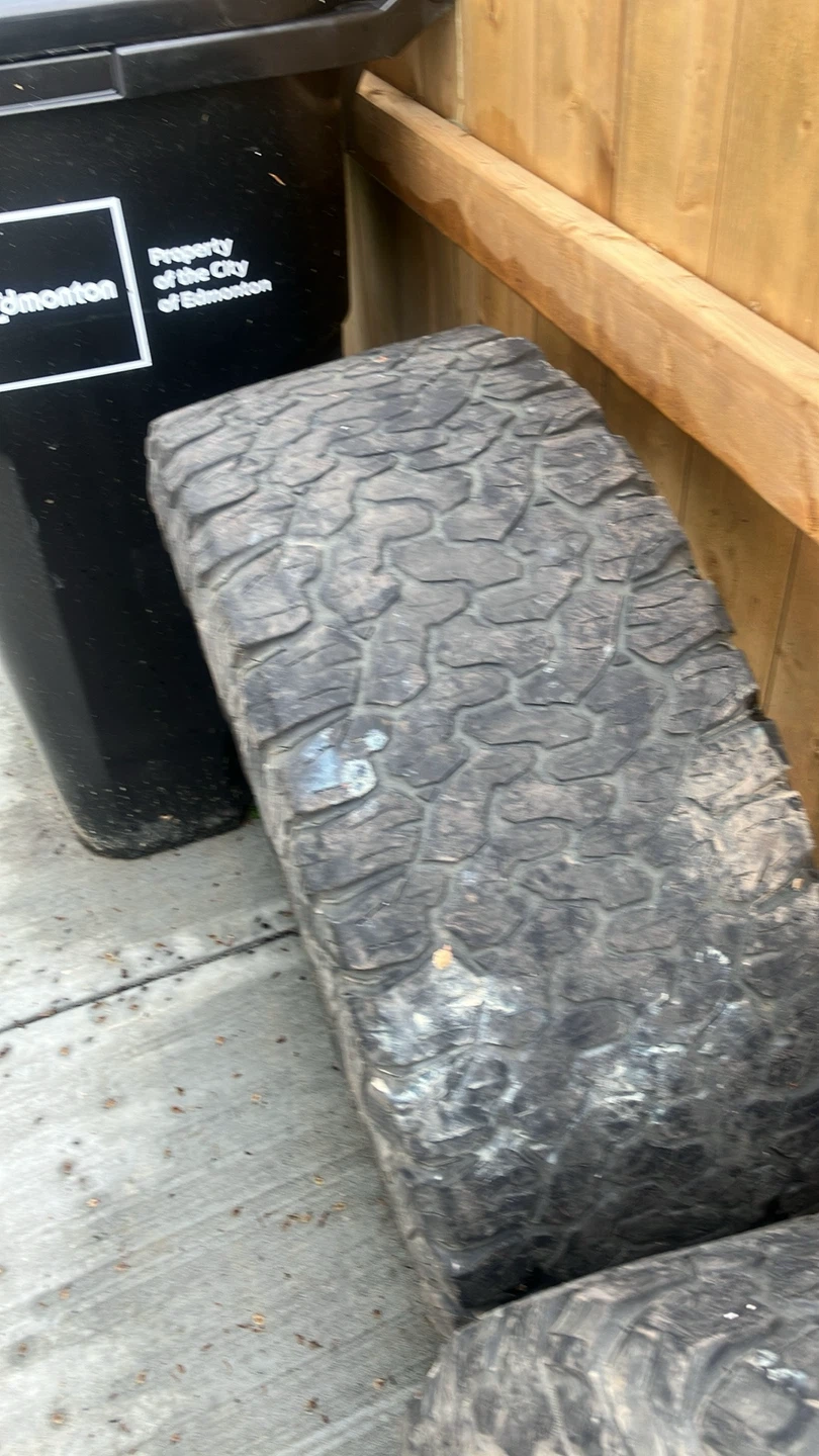 Predator 35x12.50R20LT Tires - photo 4