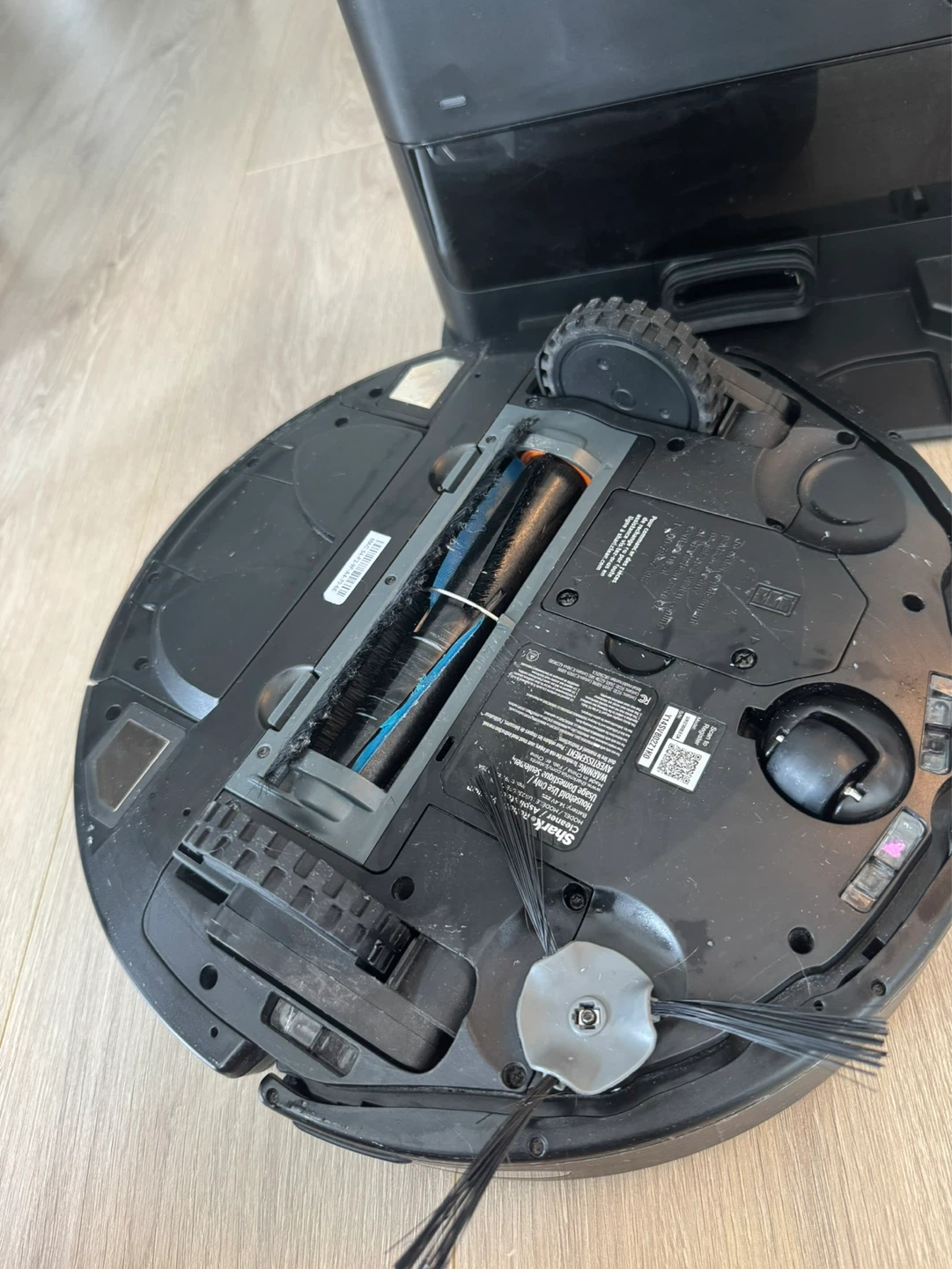 Shark MATRIX PLUS Robot Vacuum with Anti-Allergen HEPA - photo 4