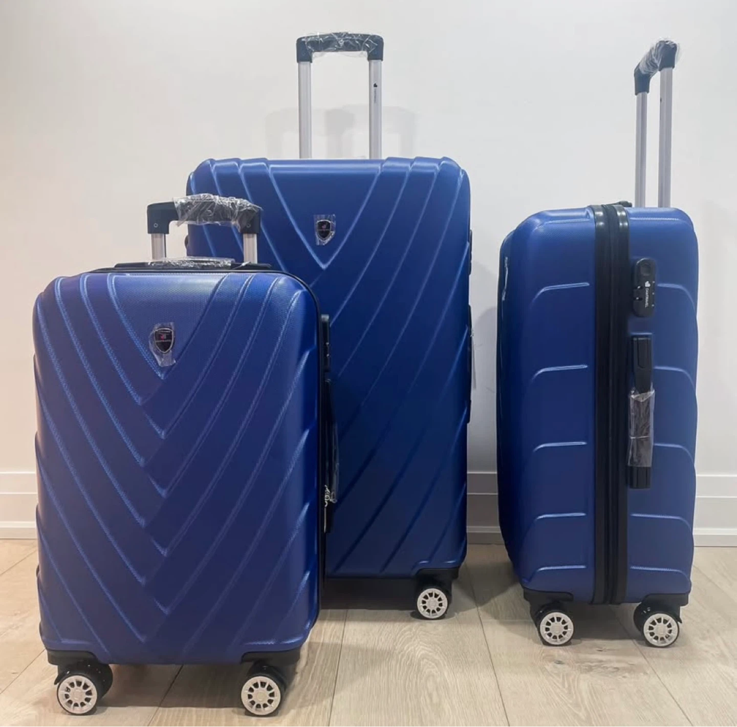 Brand New 3 in 1 Travel Luggage Suitcase Set (20"/24"/28")