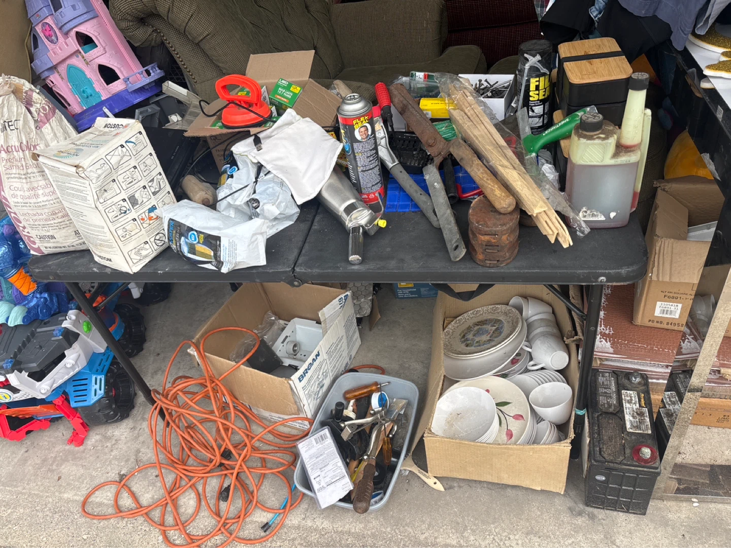 Garage sale 6/6/26 .  3324 n kostner - photo 4