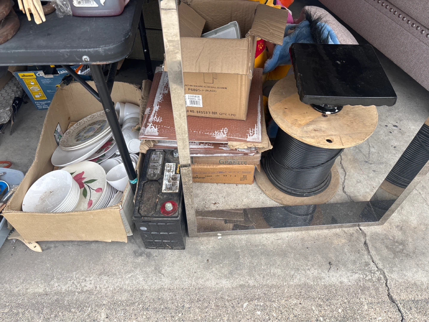 Garage sale 6/6/26 .  3324 n kostner - photo 3