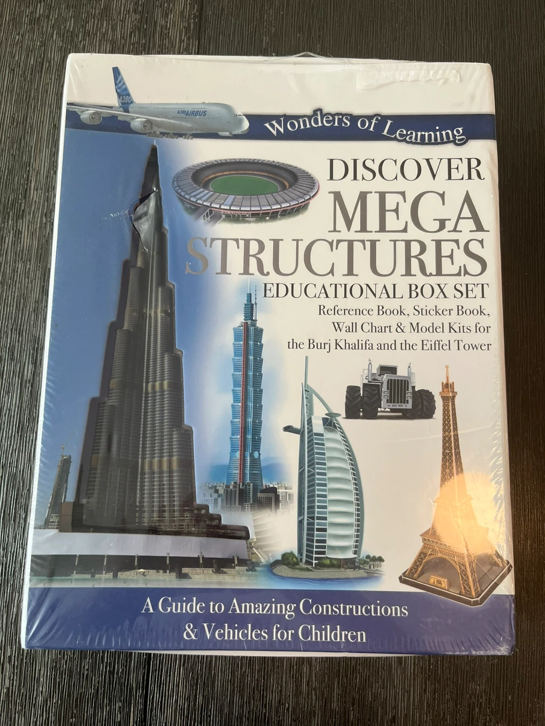Wonders of Learning Discover Mega Structures Educational Box Set