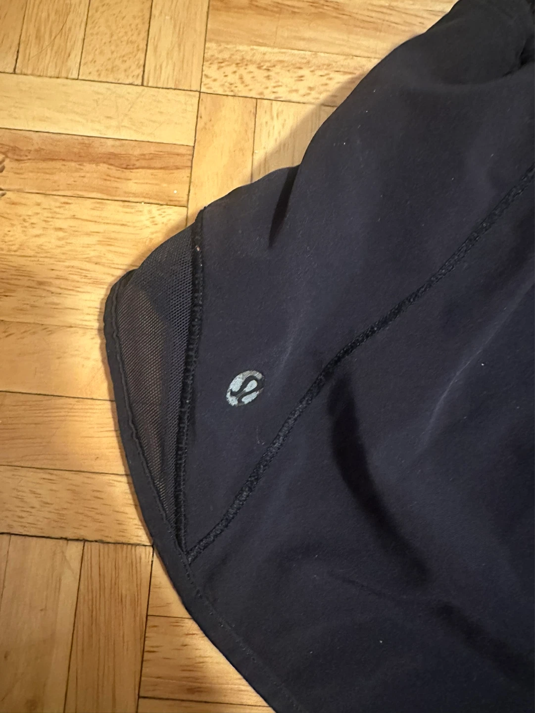 Lululemon Black Running Shorts Size 4 - photo 3
