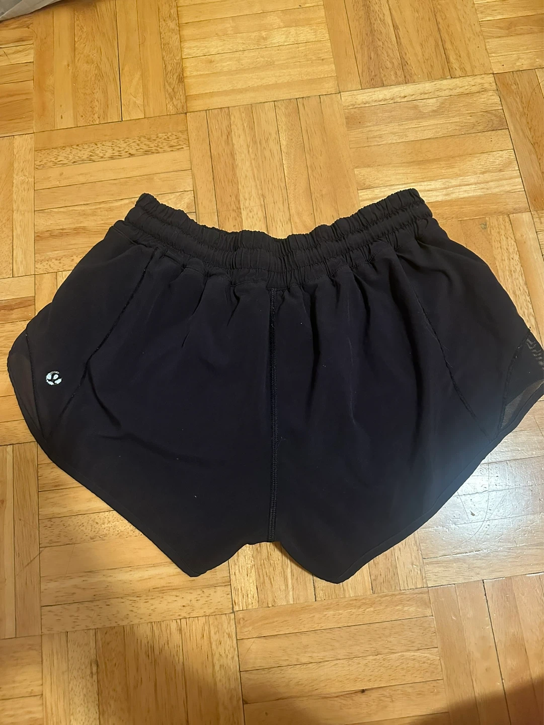 Lululemon Black Running Shorts Size 4 - photo 2
