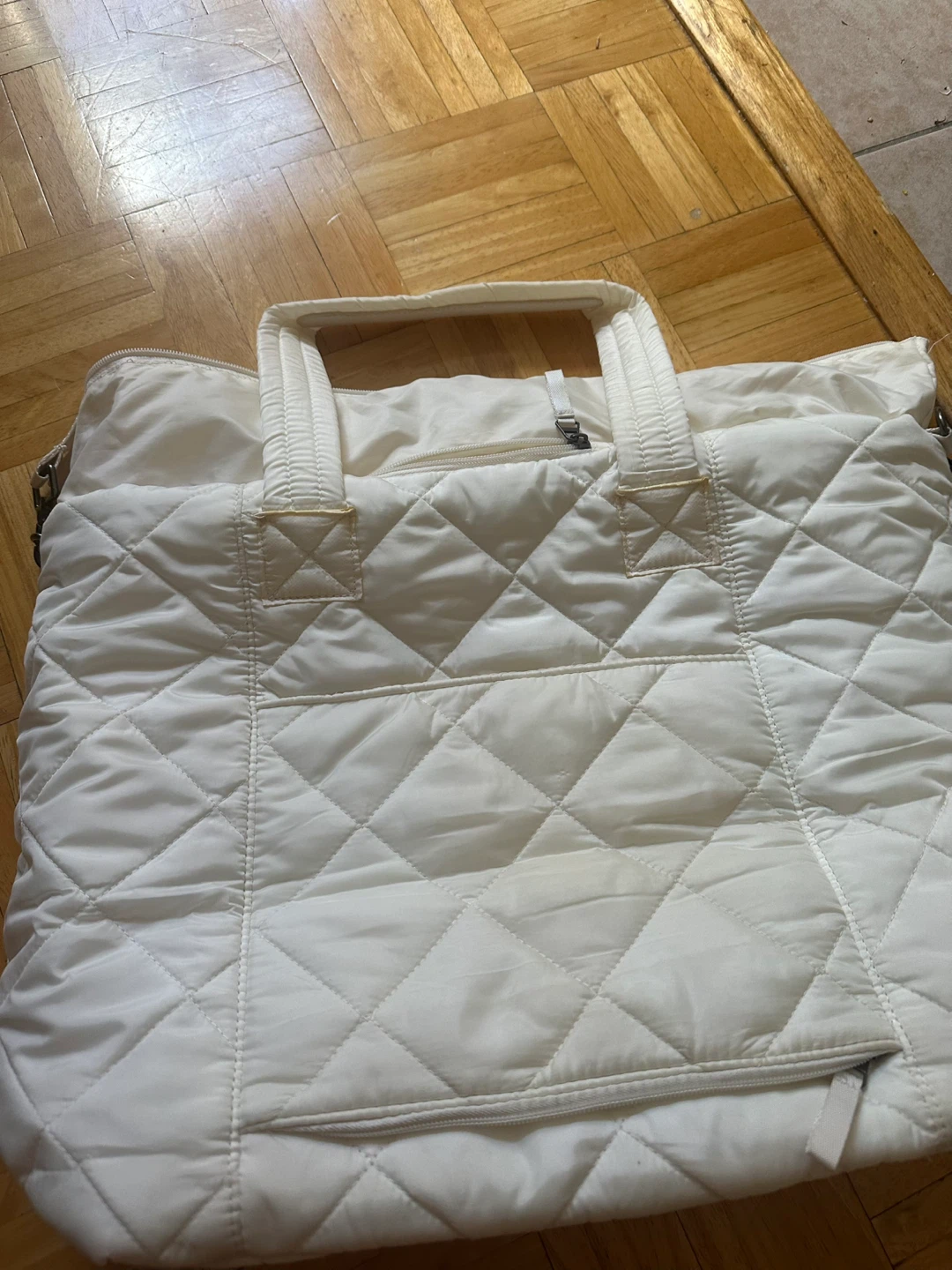 White Quilted Tote Bag - photo 4