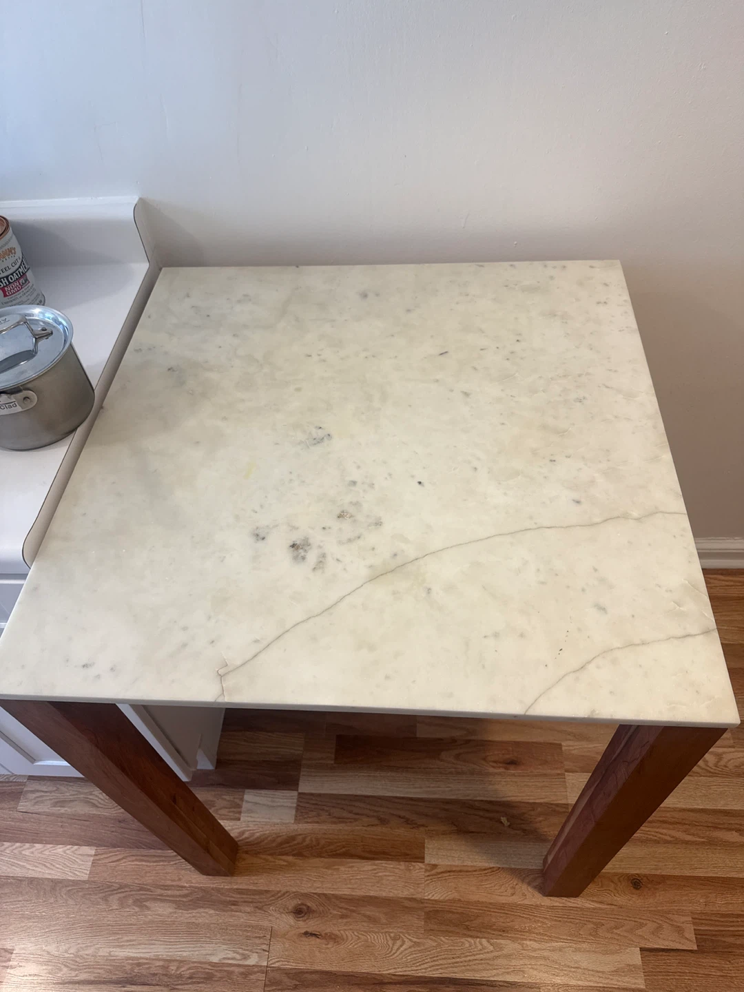 Marble Top Table with Wooden Legs - photo 2