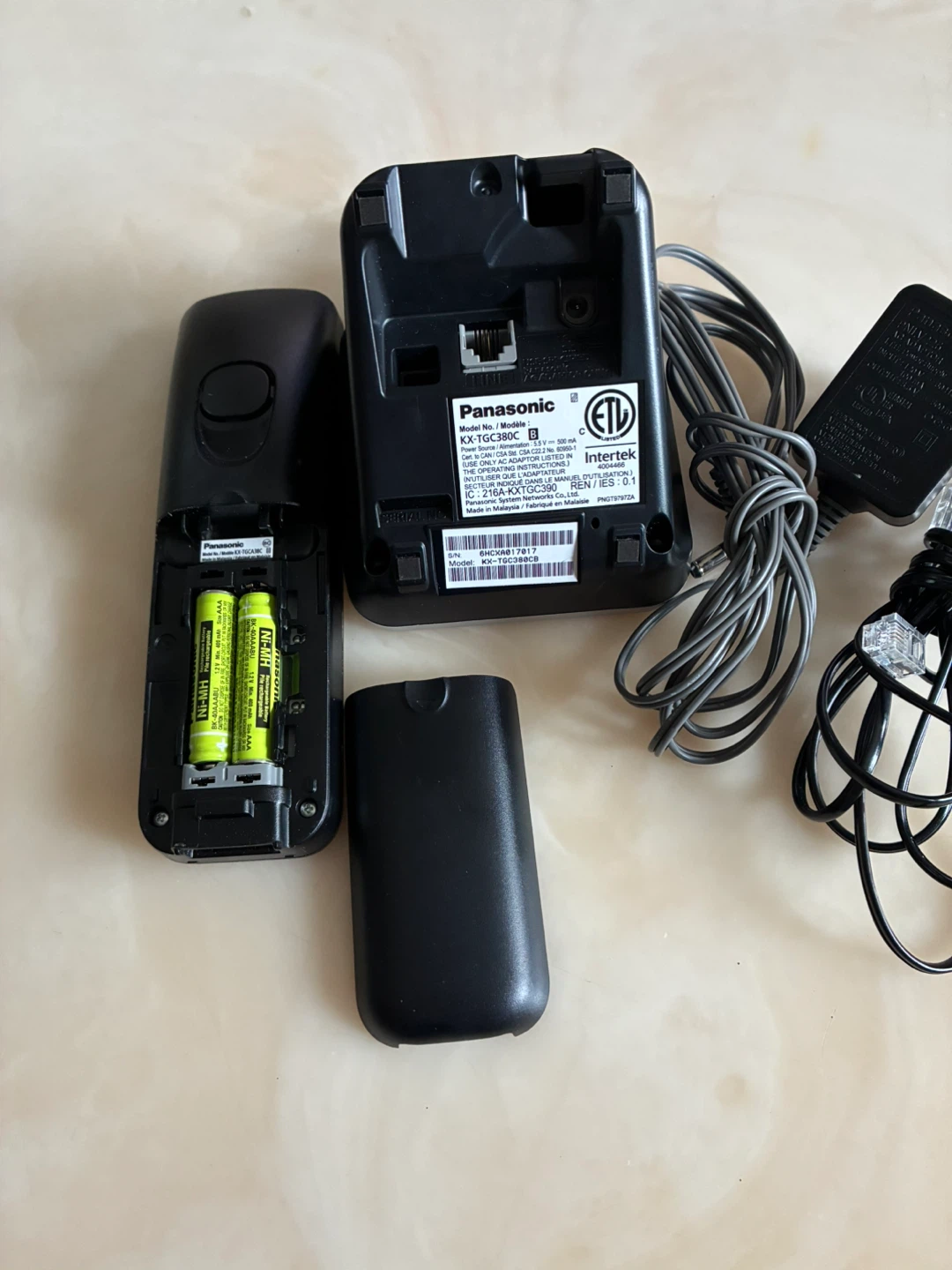 Panasonic KX-TGC380C Digital Cordless Phone With Charging Dock - photo 2