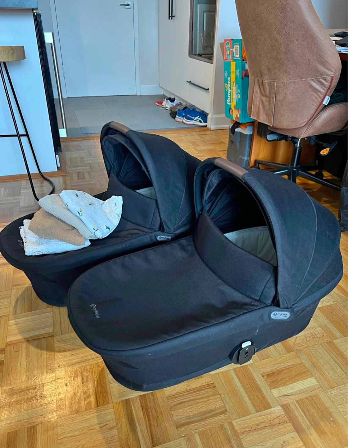 ** 1 LEFT** Cybex Baby Bassinet/Cot for Twin Stroller
