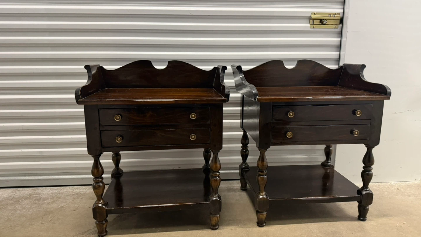 Pair of vintage dark wood nightstands - photo 5