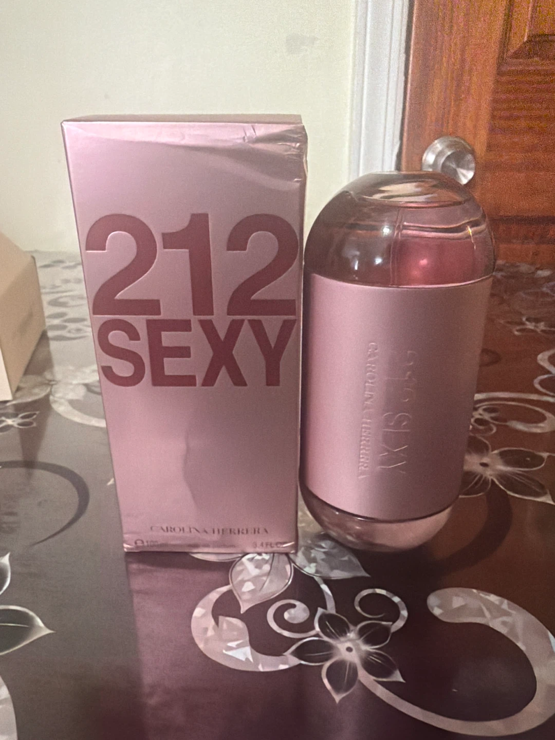 Carolina Herrera 212 Sexy Eau de Parfum 3.4 oz