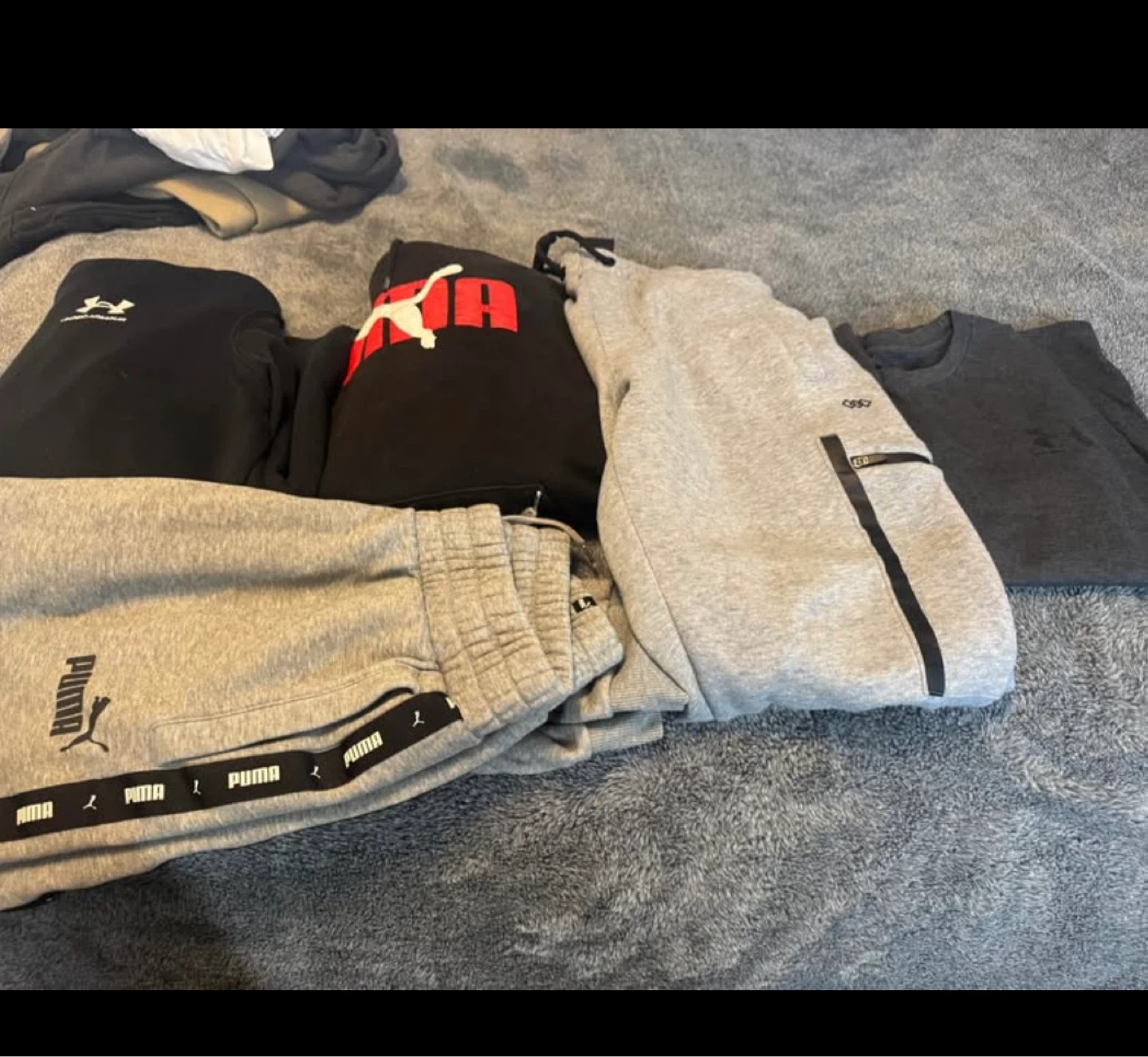 Men’s size medium clothing bundle