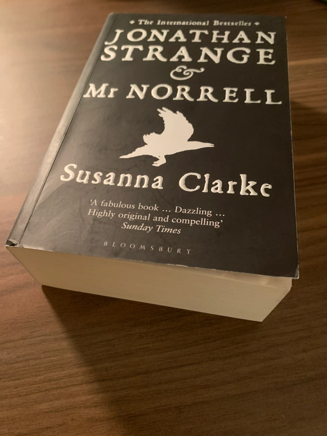 Jonathan Strange & Mr Norrell by Susanna Clarke - photo 4