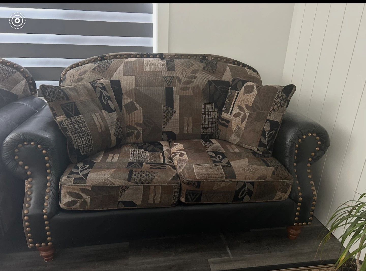 3 piece Sofa set with Decorative Pillows