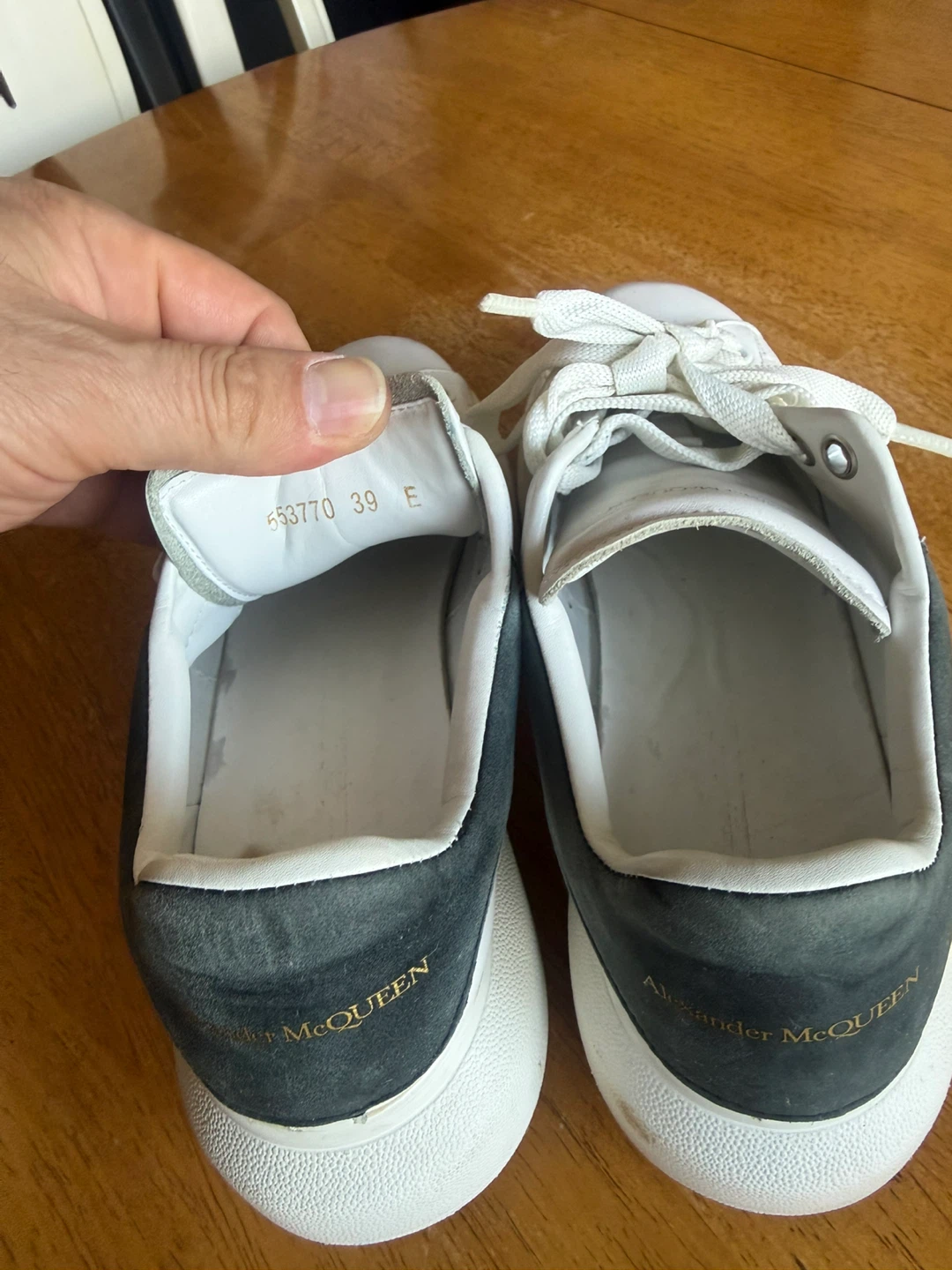 Alexander McQueen White Leather Sneakers Size 39 - photo 4