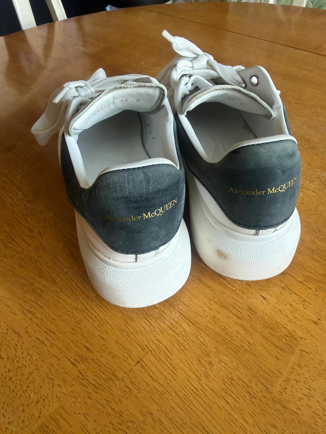 Alexander McQueen White Leather Sneakers Size 39 - photo 3