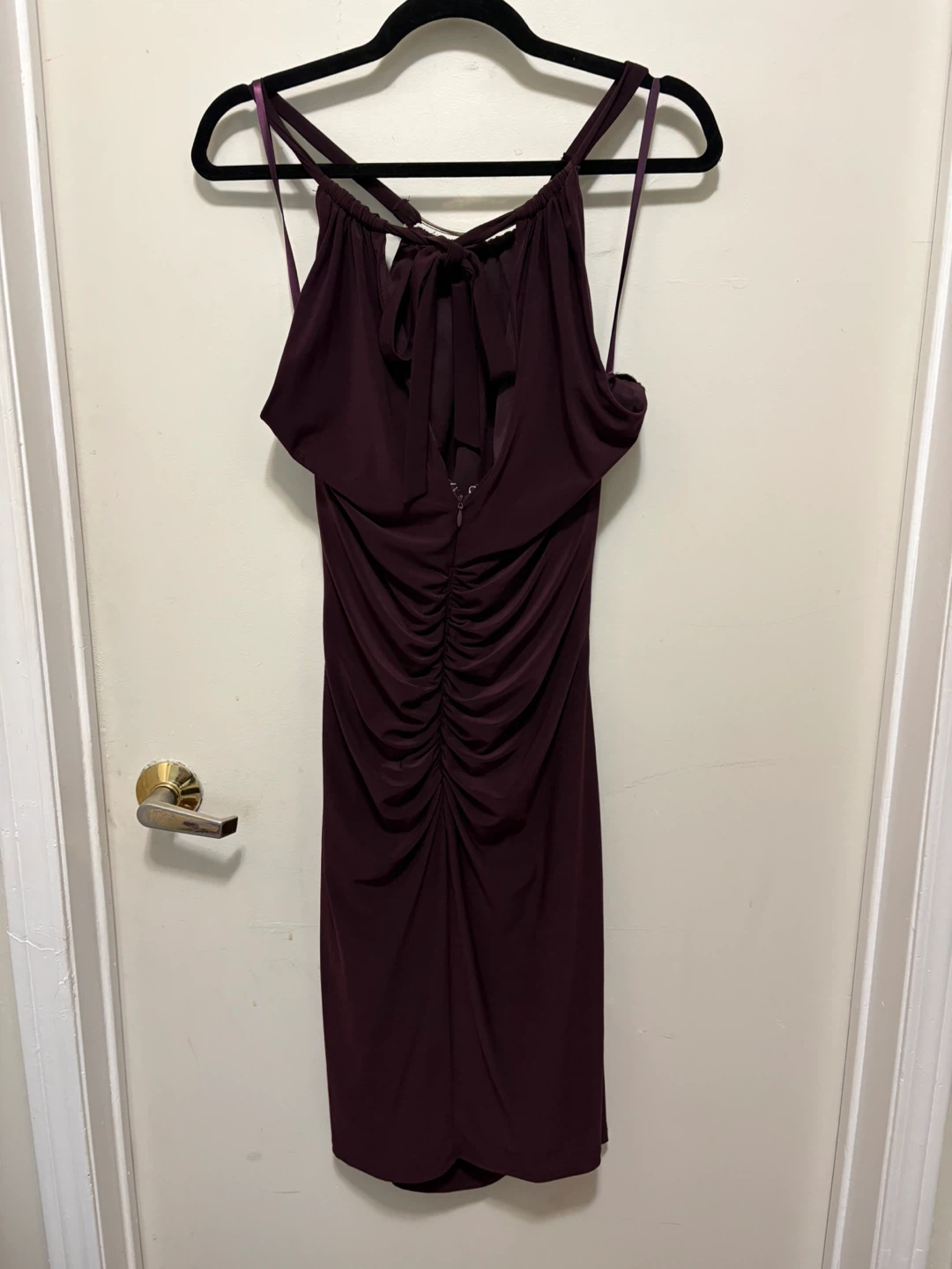 Le Château Burgundy Ruched Halter Dress M/M - photo 3