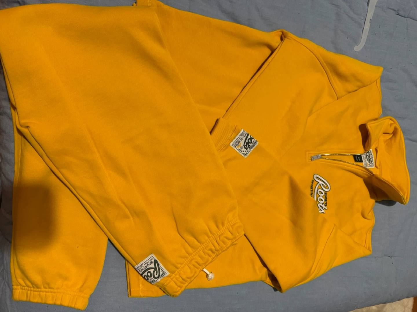 Roots Yellow Half-Zip Sweatshirt and Sweatpants Set