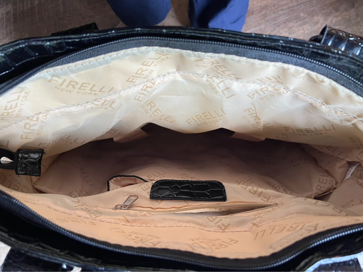Firelli New York Rolling Travel Bag - photo 3