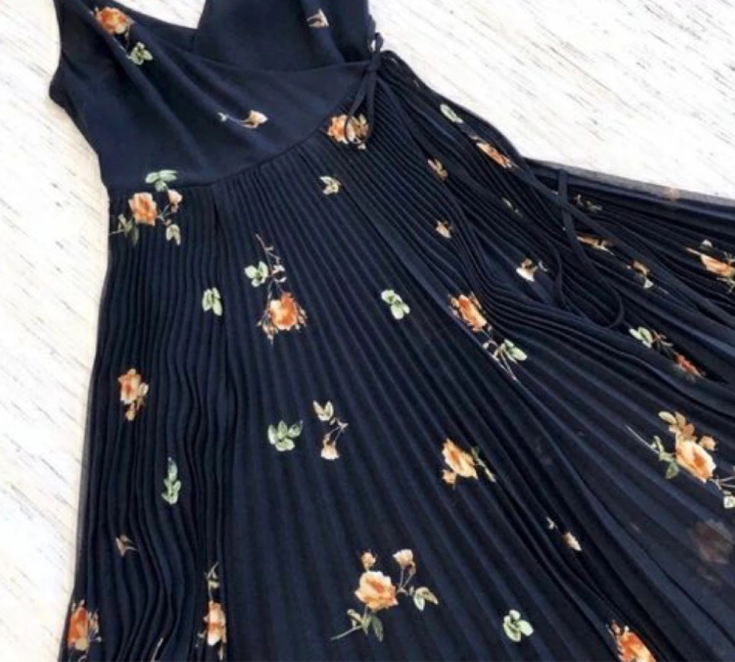 Aritzia :Wilfred Beaune Navy Floral Dress XXSmall - photo 2