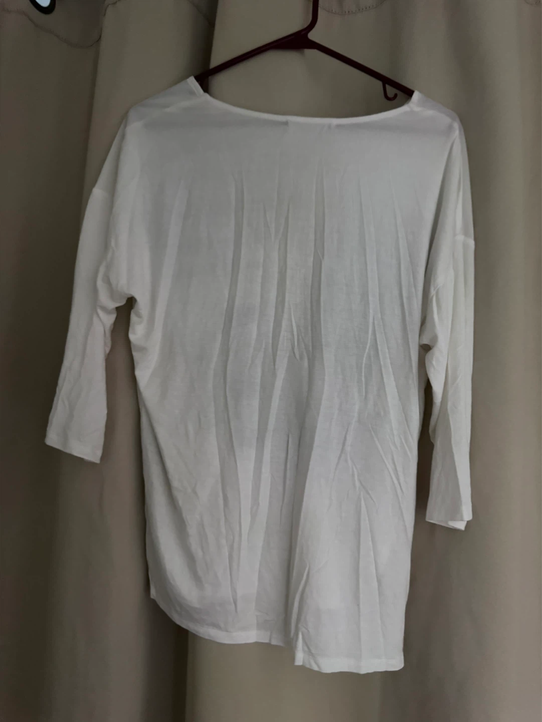 Suzy Shier White Graphic T-Shirt - Size L/G - photo 4