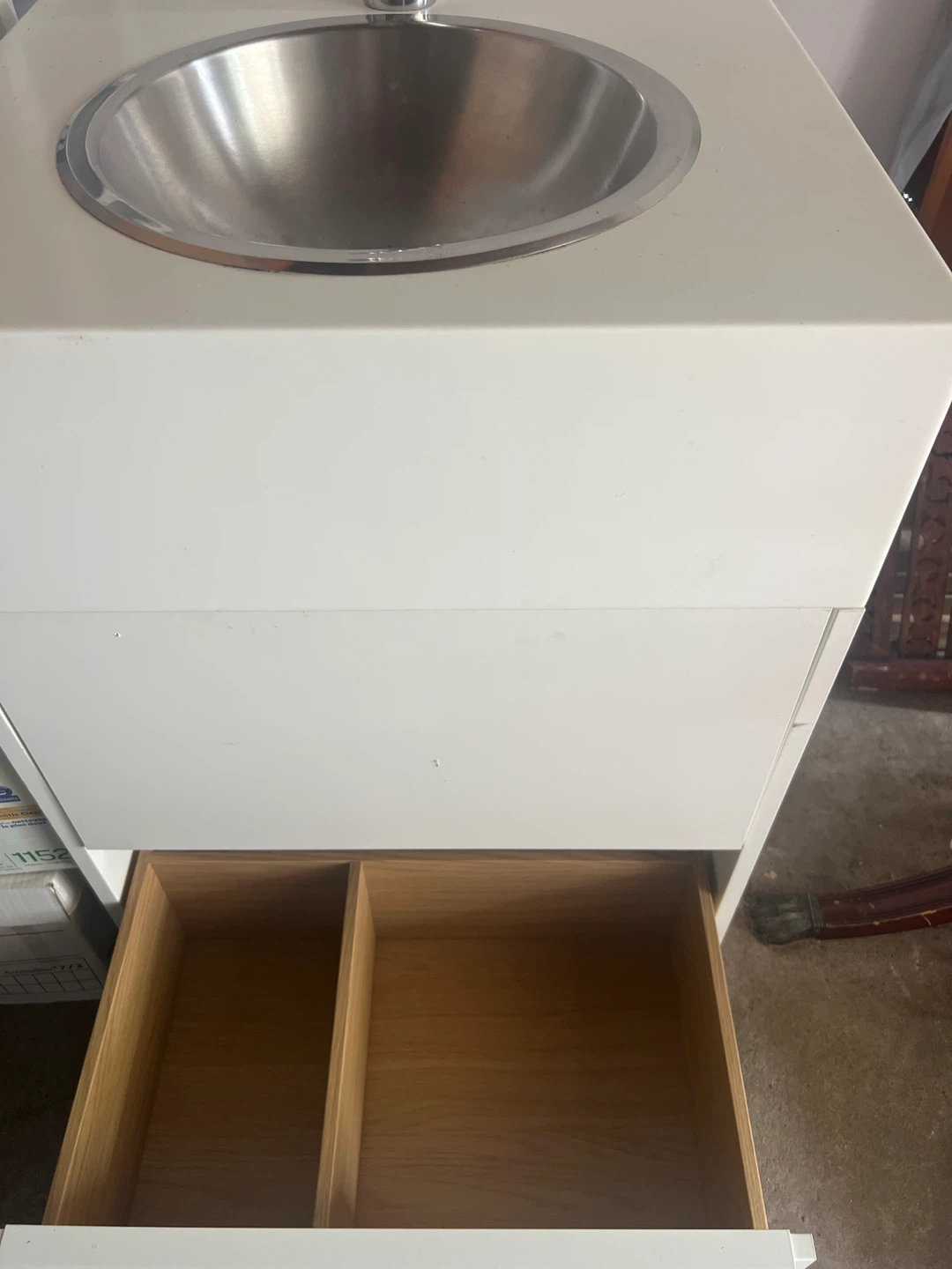 White Vanity with Sink and Faucet - photo 4