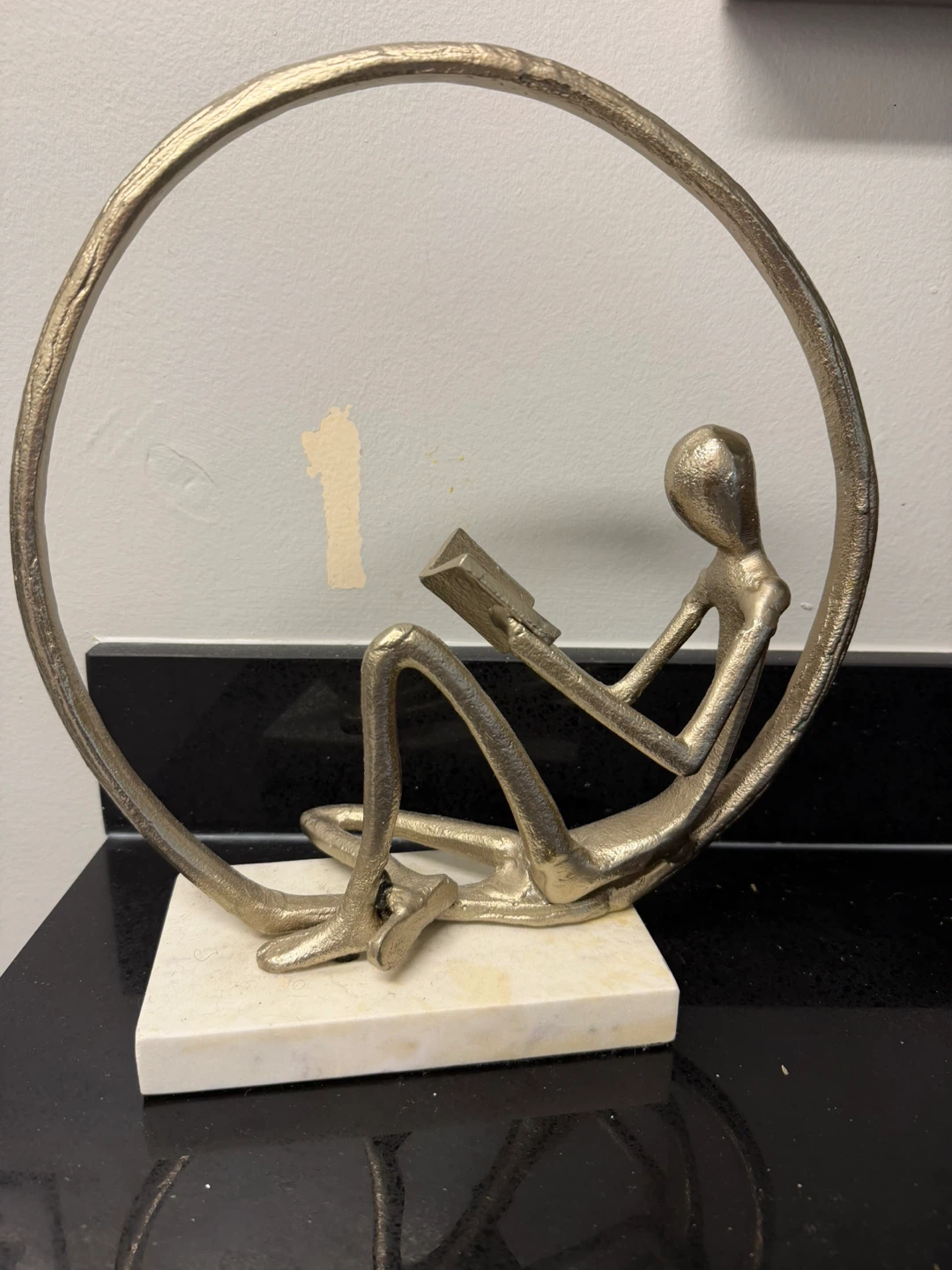 Modern Reading Man Sculpture - photo 3