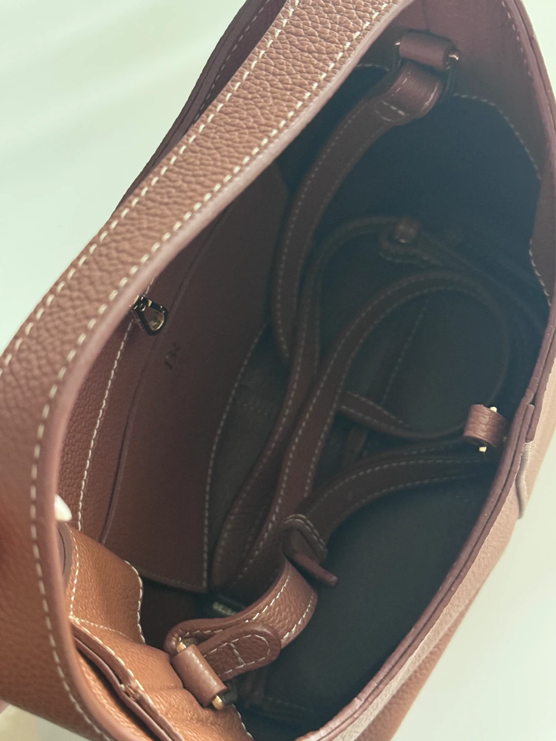 Banana Republic Brown Leather Bucket Bag - photo 3