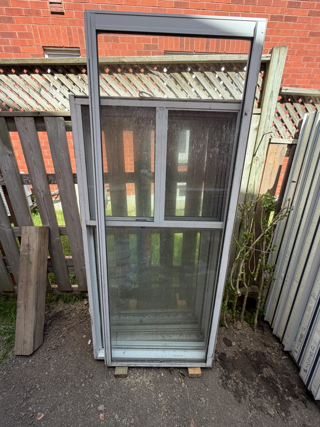 Awning Window with Screen