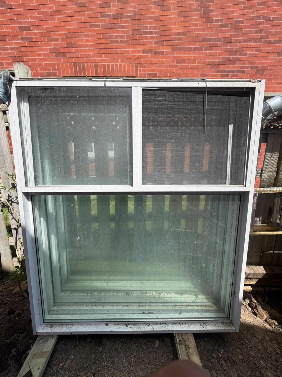 Awning Window with Screen - photo 4