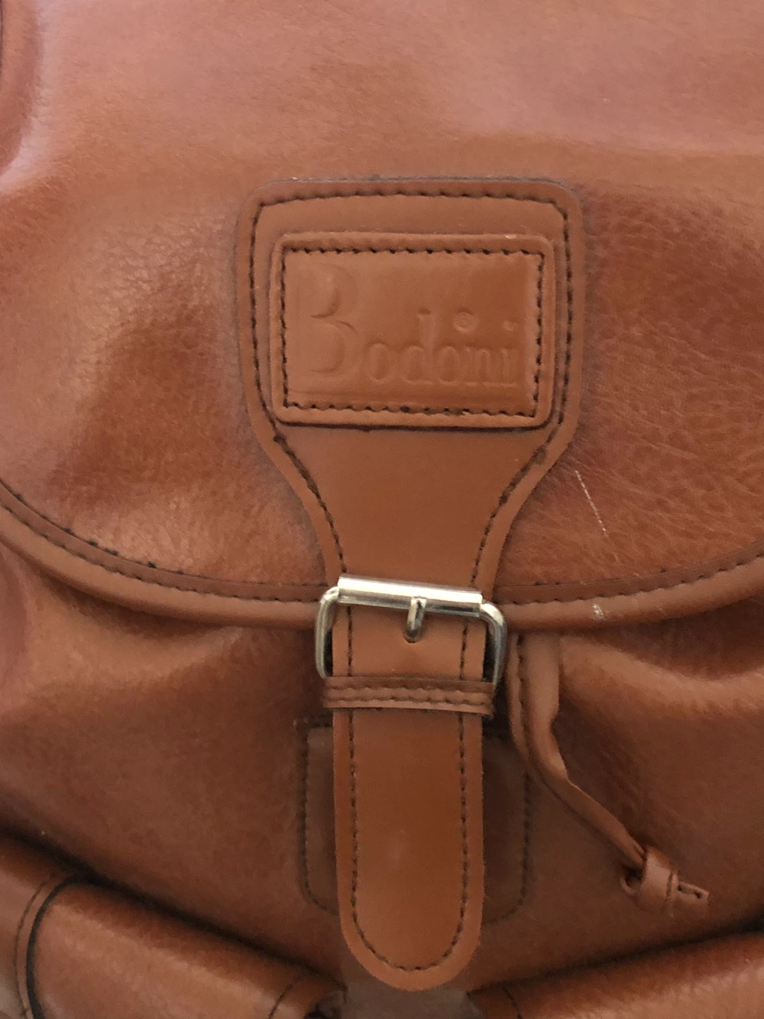 Women’s fashion back pack, leather look.  Brown in colour - photo 4