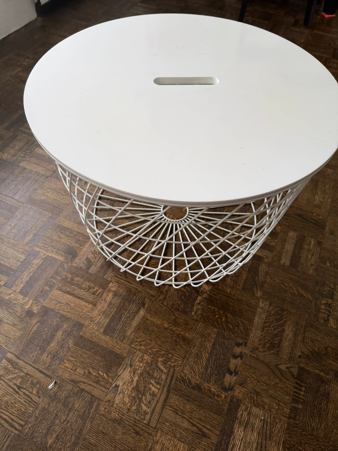 White Round Side Table with Basket Base - photo 2