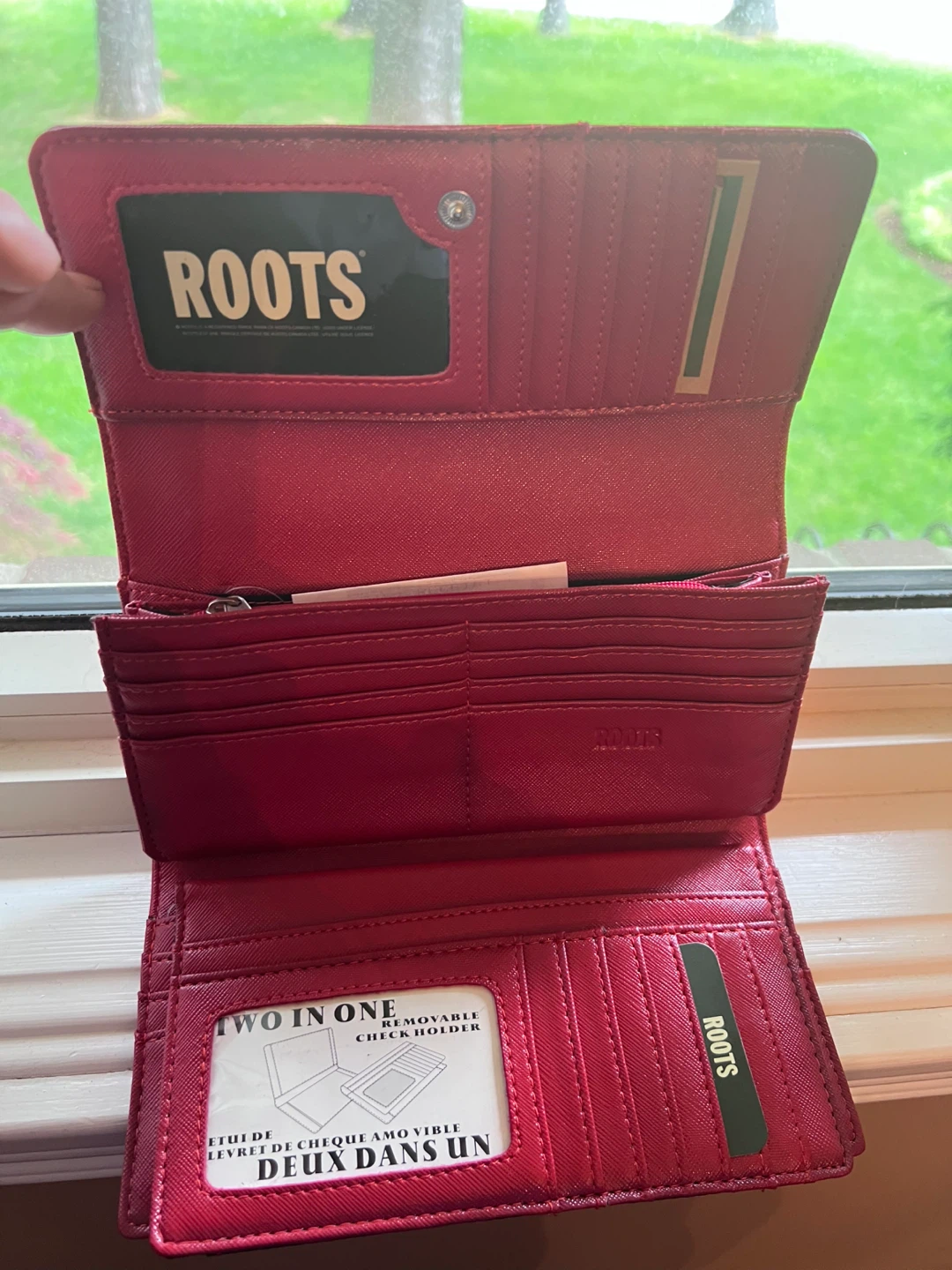 Roots Red Wallet - photo 2