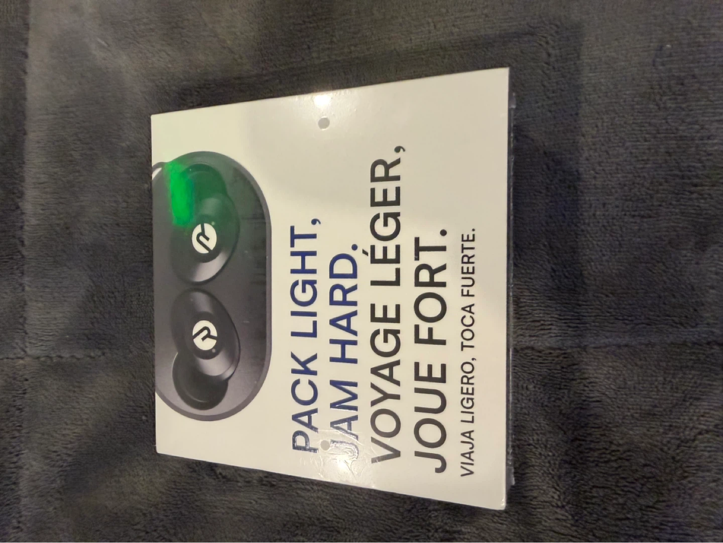 New raycon earbuds $80 new - photo 2