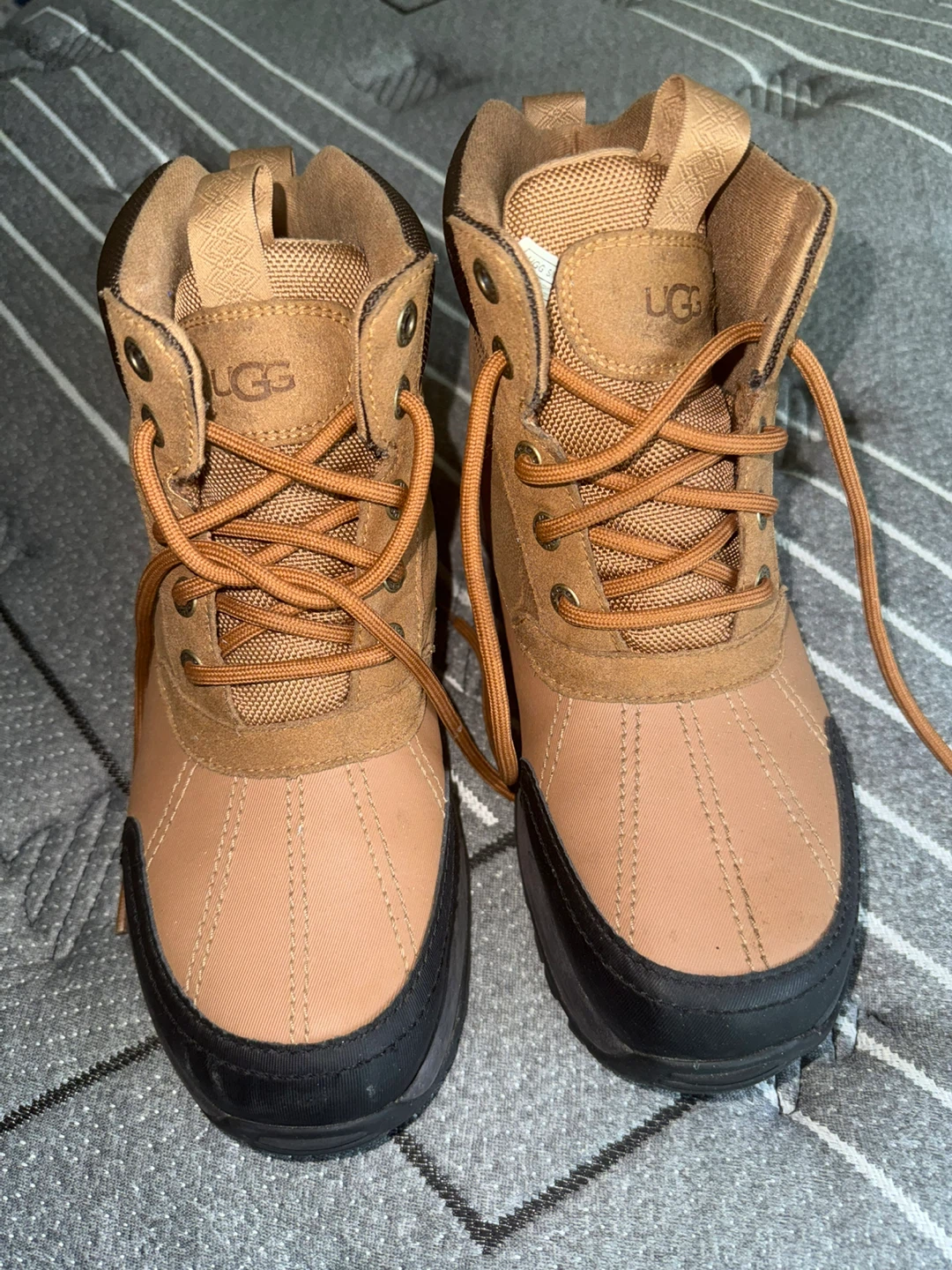 UGG Brown Lace-Up Boots - photo 4