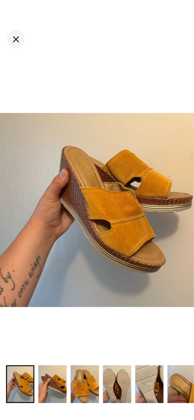 Bella Vita Wedge Sandals